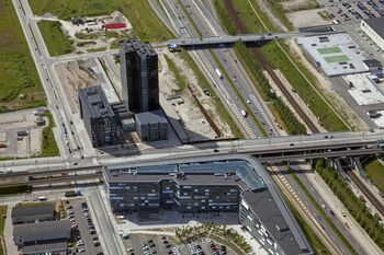 "Haal meer rendement uit spoor en stations"