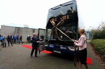 Qbuzz onthult eerste dubbeldekker