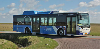 Arriva wint met e-bussen op de Wadden