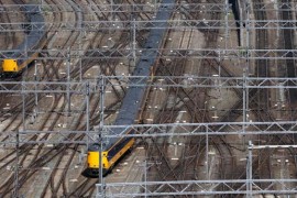 Movinnio pleit voor metrodienst op het spoor