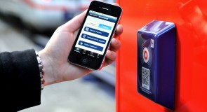 Arriva overweegt reizen met smartphones