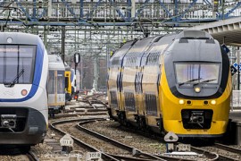 Verlies NS door boete en gedaald pond