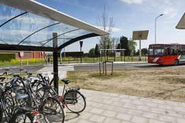 Hov-bus trekt twee keer zoveel fietsers