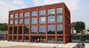 Railcenter: clubhuis voor de spoorsector