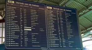 Vier stations krijgen ‘lamellenbord’ terug