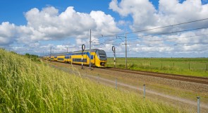 Minder treinreizen door stijging btw